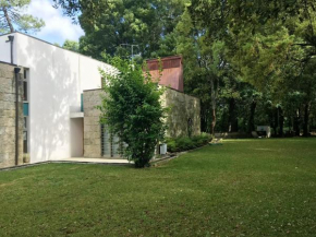 2 bedrooms house with furnished garden and wifi at Guilhabreu 6 km away from the beach, Guilhabreu